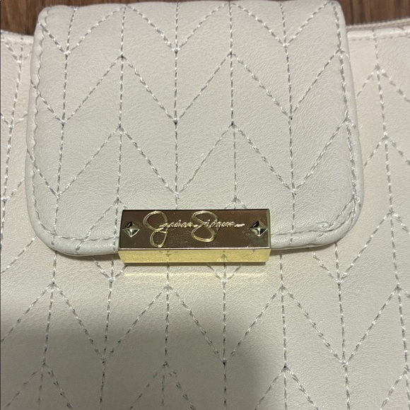 Jessica Simpson Elegant White Quilted Women's Bag - Picture 2 of 3